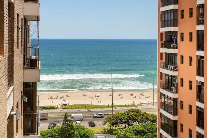 Estudio Aconchegante Frontal Praia Barra - 2 Suites リオデジャネイロ エクステリア 写真