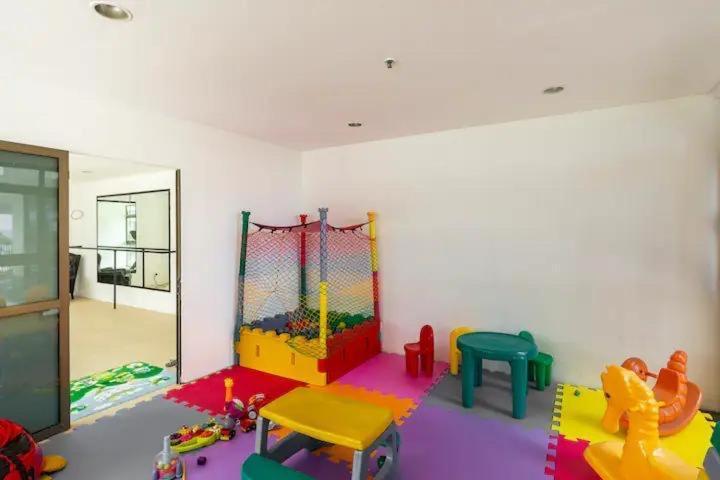 Estudio Aconchegante Frontal Praia Barra - 2 Suites リオデジャネイロ エクステリア 写真
