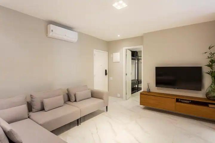 Estudio Aconchegante Frontal Praia Barra - 2 Suites リオデジャネイロ エクステリア 写真